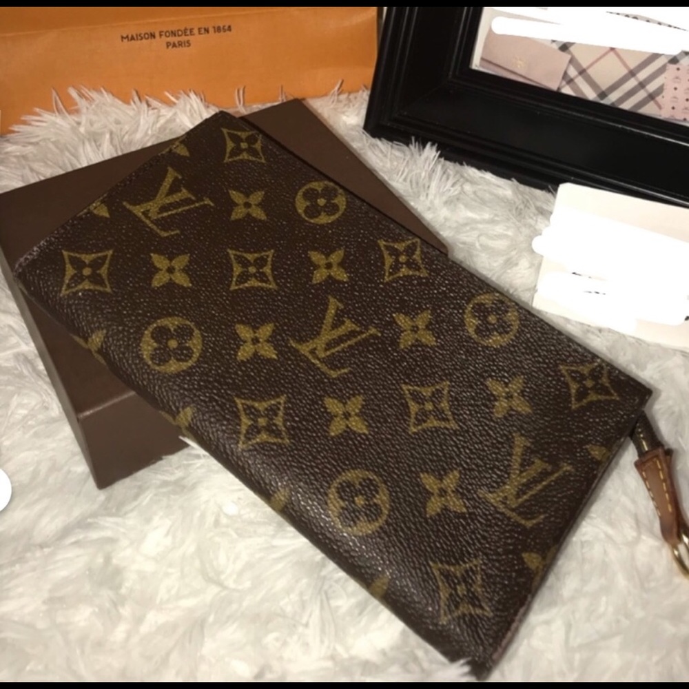 Louis Vuitton pouch